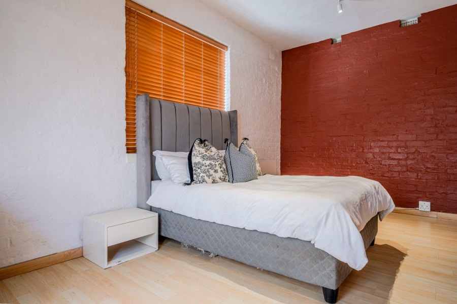 2 Bedroom Property for Sale in Gardens Western Cape